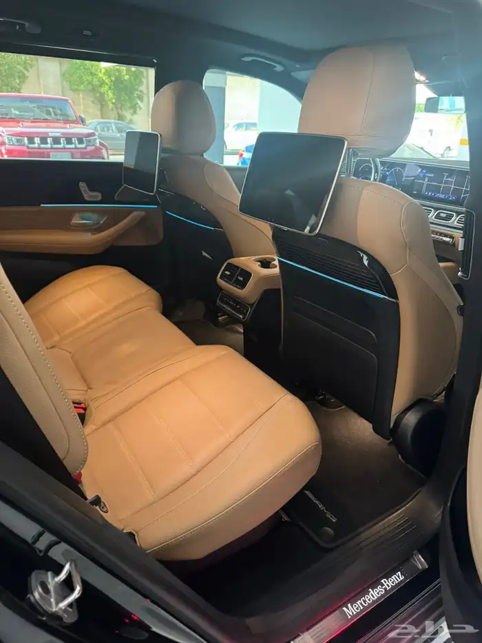 مرسيدس gls 450 ممشى 32000 2