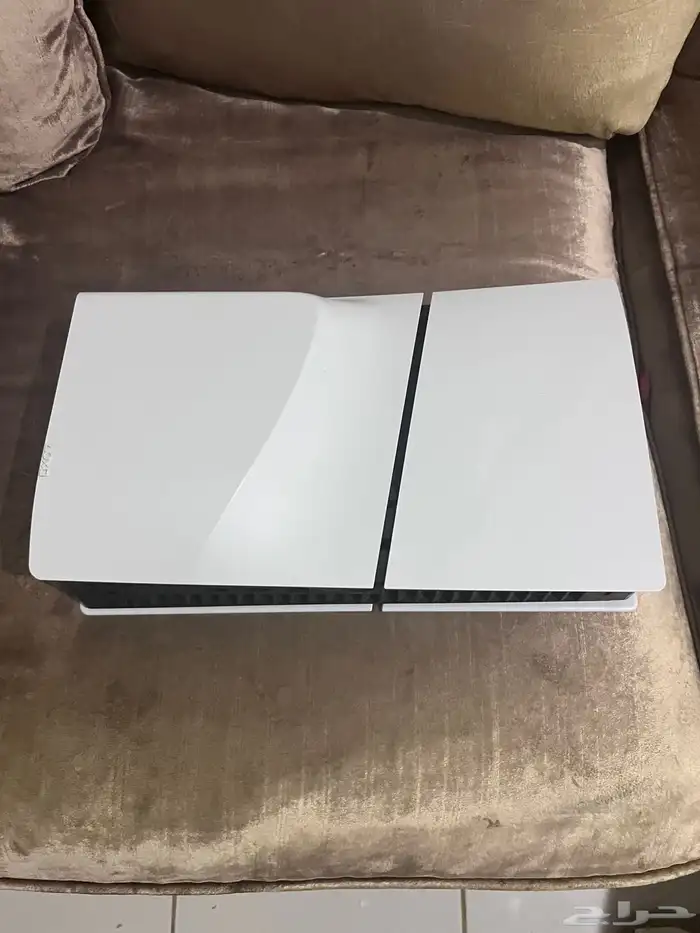 سوني 5 سليم ديسك 1