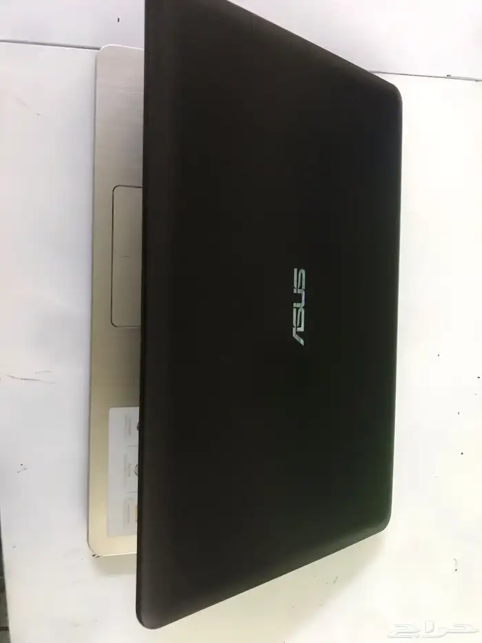 لابتوب Asus نظيف 2