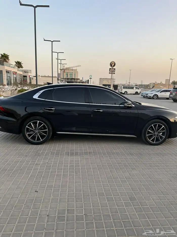 للبيع ازيرا 2023 شبه وكالة 23