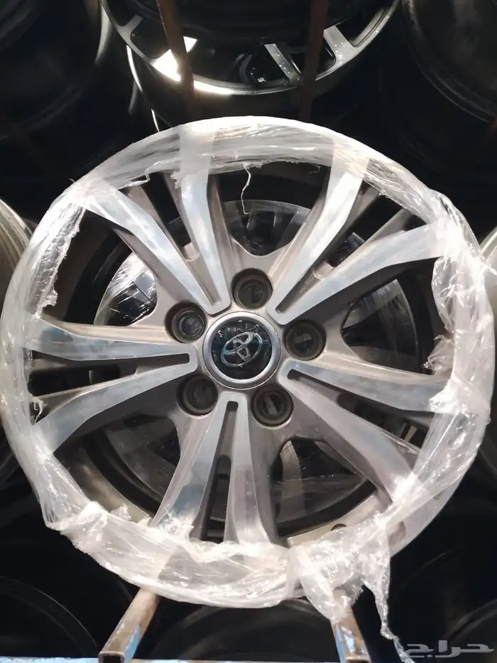 يوجد لدينا جميع انواع الجنوط وجميع مديلات السيارات 57