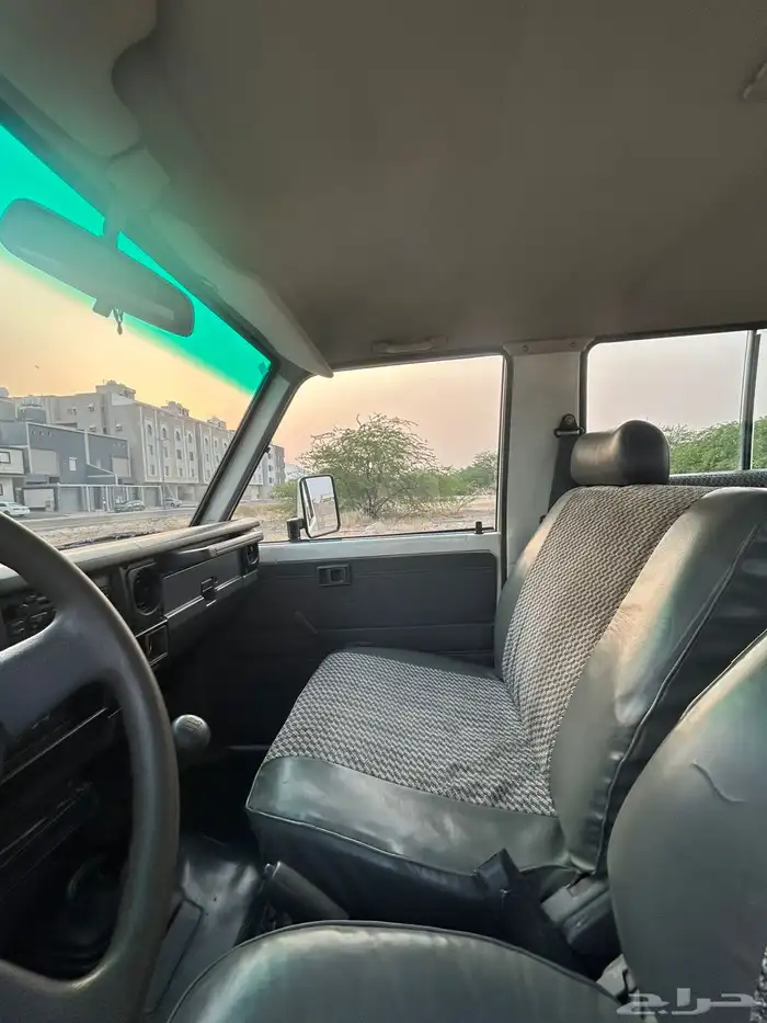 جيب ربع 98 نظيف للبيع 9