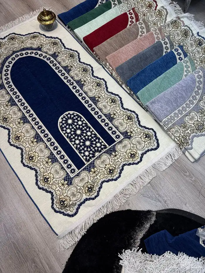 جميع أنواع السجادات واشراشف الصلاه باالجمله 44