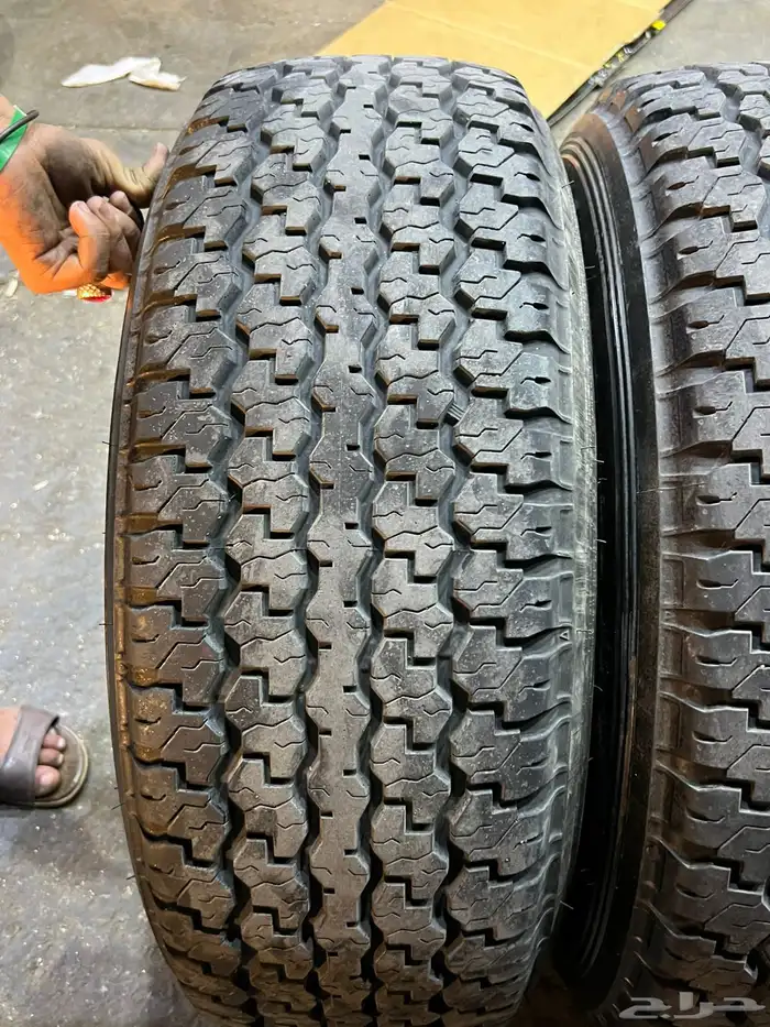 جنوط لكزز جيب لاند شفه نيكل مع كفرات دنلوب 275.70.16 ت23 11