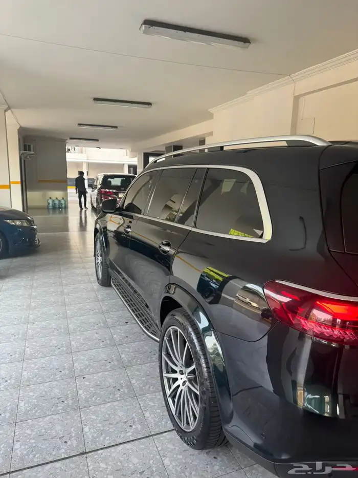 مرسيدس gls 450 ممشى 32000 3