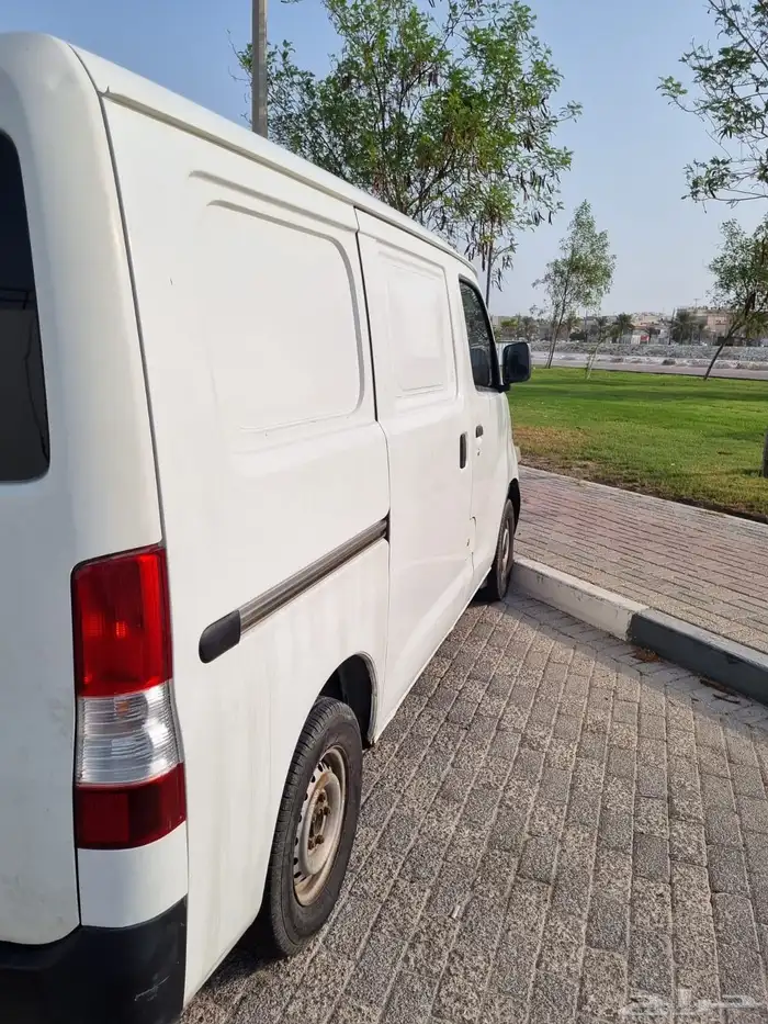 دايهاتسو باص بضاعة 6