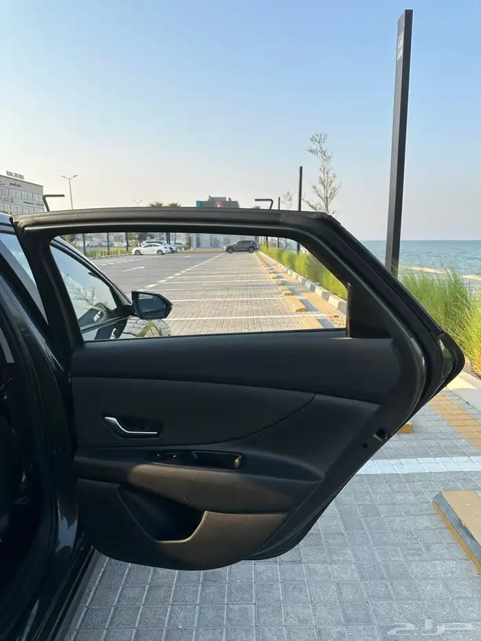هونداي أفانتي 38