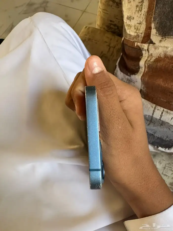 آيفون 13 عادي 3