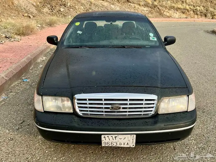 فورد فكتوريا 2003 0