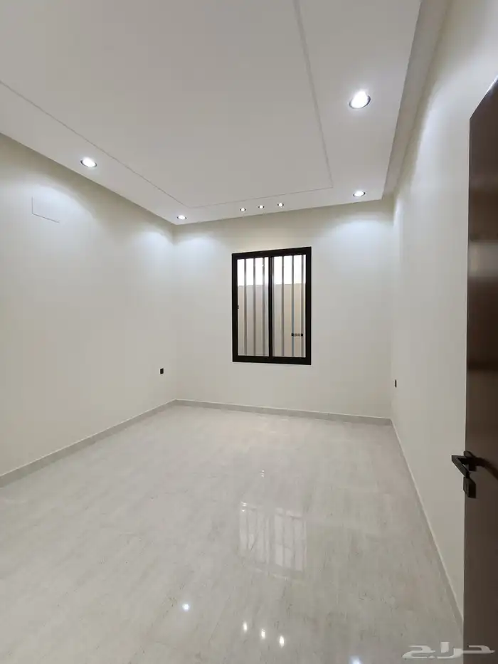 للبيع ادوار ارضيه وعلويه مدخل مستقل تشطيبات Vib 17