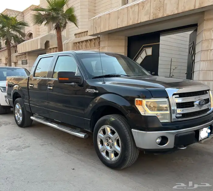 للبيع وانيت فورد اف f150 موديل 2014 غمارتين 0
