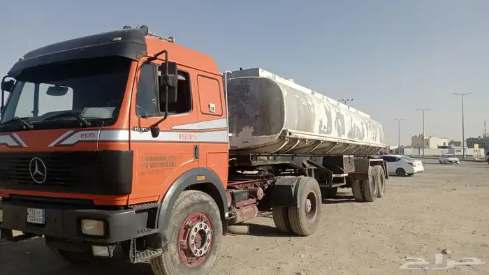 وايت توريد المياه تنكر شقراء وضوحيها 0