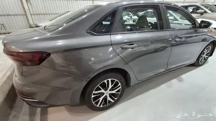 جيلي امجراند 2023 GS مستعملة مفحوصة 2