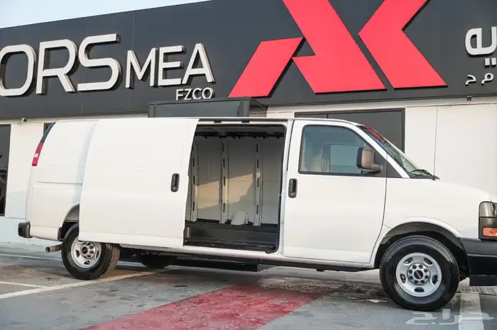 2025 GMC Savana Cargo جديد اصفار 2