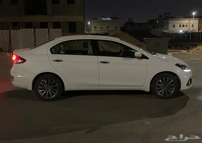 سوزوكي سياز فل كامل 2024 للتنازل 3