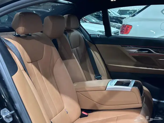 بي ام دبليو 740Li موديل 2018 عداد 28 الف كم 19