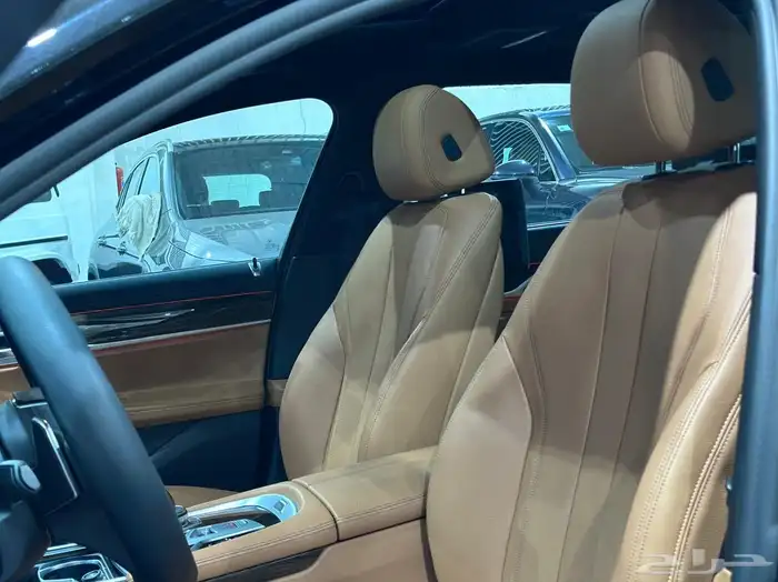 بي ام دبليو 740Li موديل 2018 عداد 28 الف كم 13