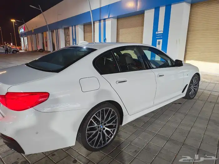 بي ام دبليو 530 ماستر كلاسBMW مواصفات 750 طلبية خاصة 38