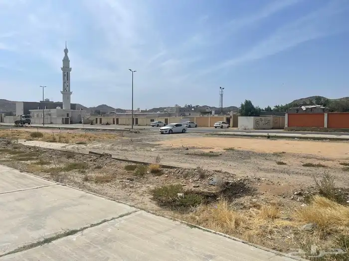 للبيع مجم ع استراحات عزاب ممي ز في وادي وج   الطائف 2