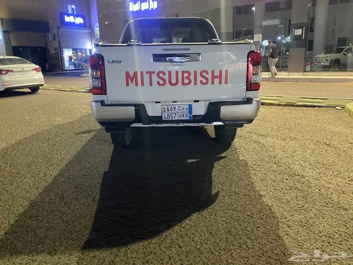 ميستوبيشي 2022 10
