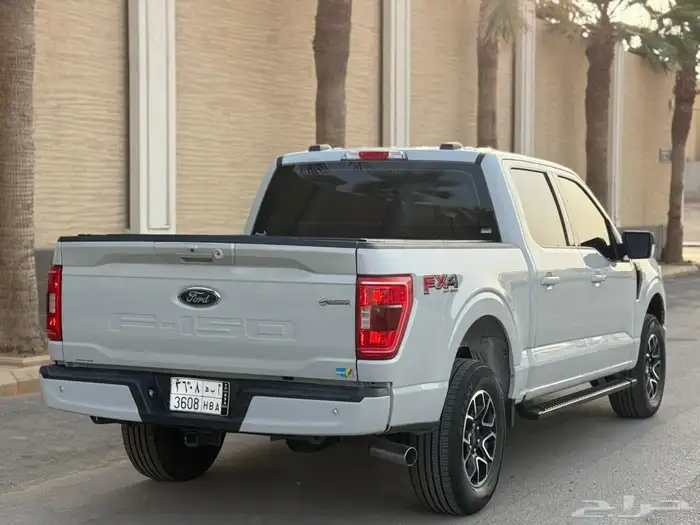 فورد 2022 F150 V8 FX4 5