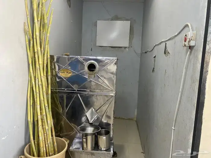 محل عصيرات للتقبيل 3