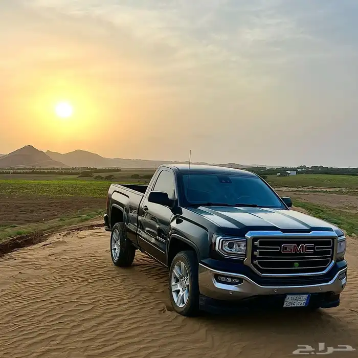سييرا 2018 اسود Z71 8