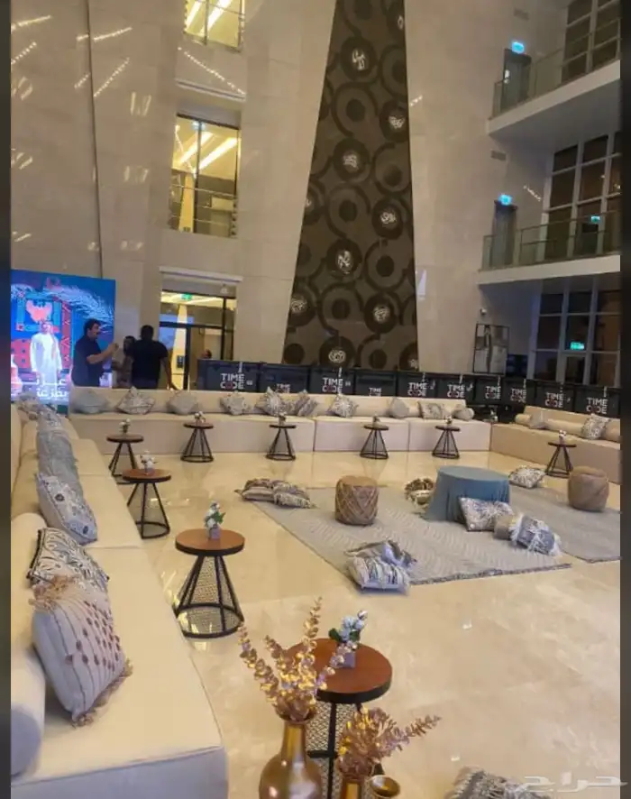 تأجير جلسات مغربيه فخمه تاجير جلسات في اي بي 8