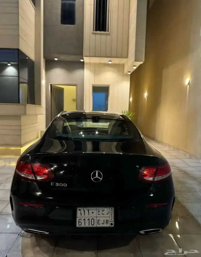 مرسيدس C300 كوبيه للبيع 3