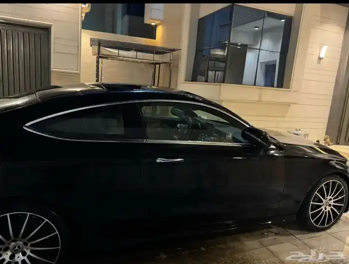 مرسيدس C300 كوبيه للبيع 4