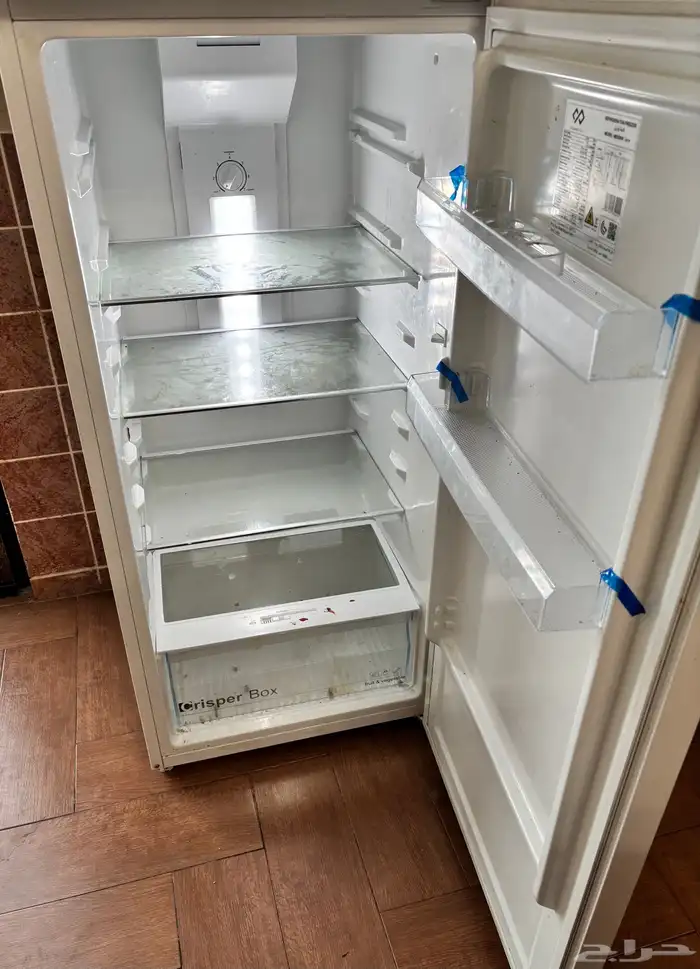 ثلاجة للبيع 2