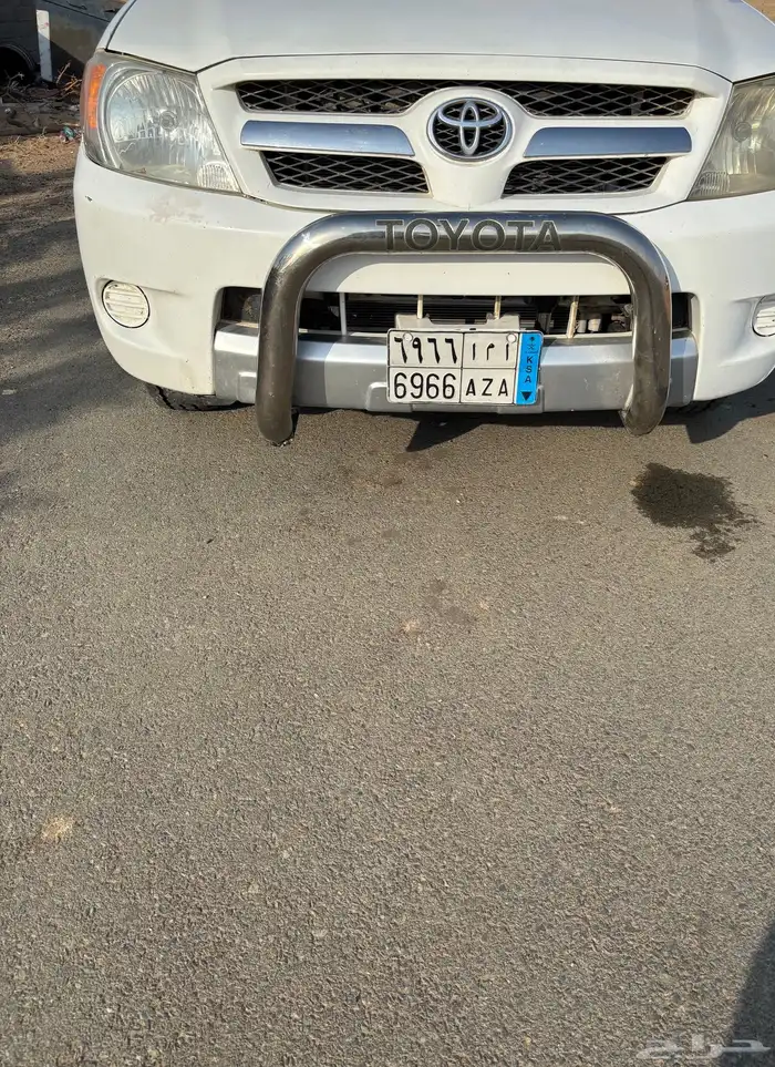 هايلكس نضيفه بودي بلد غمارتين 2007 15