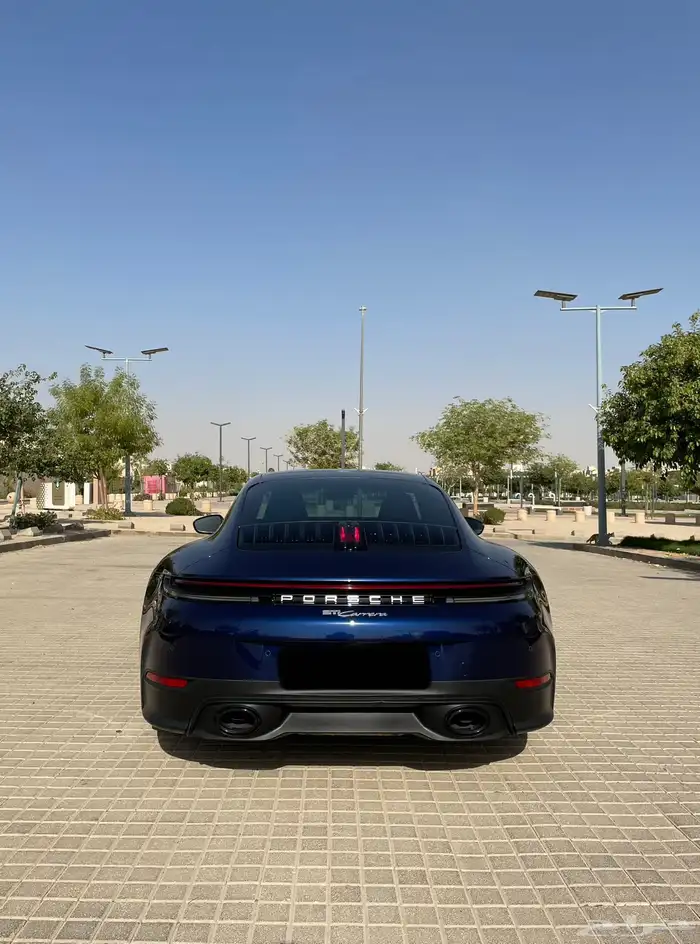 بورش كاريرا 911 للبيع   Porsche 911 Carrera 4