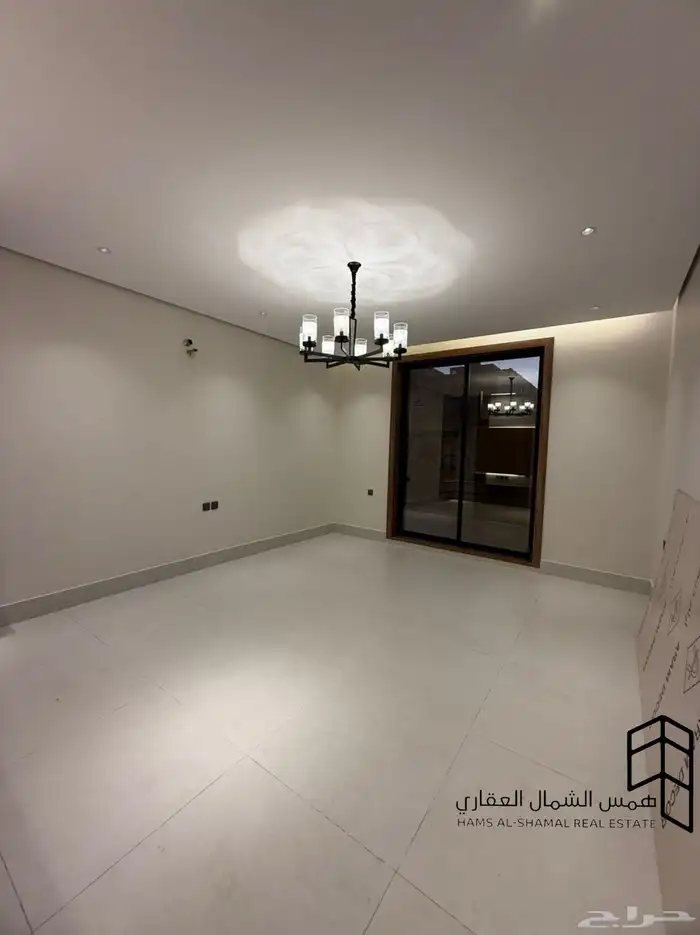 للبيع روف ارضي حي الاخضر 9