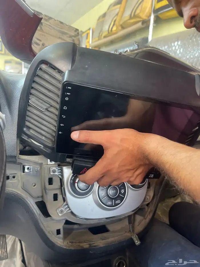 شاشه للبيع معى ديكور 1