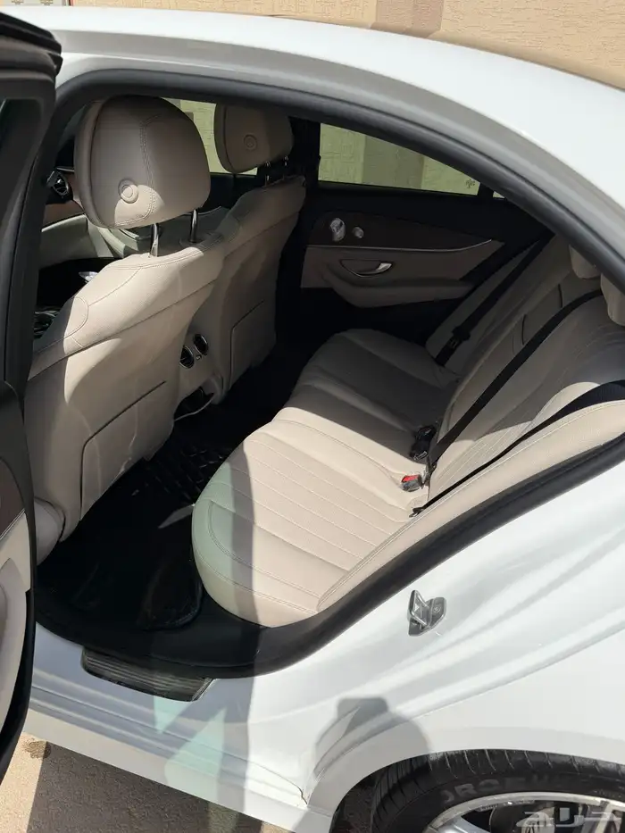 مارسيدس E300 موديل 2017 1