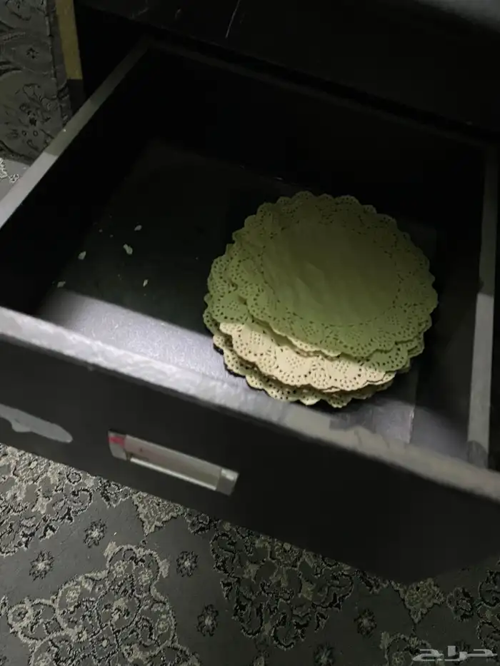 طاوله مكتبيه للبيع 1