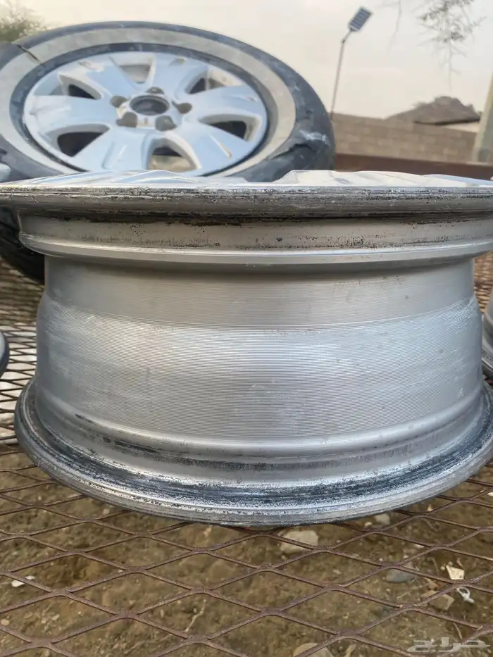 جنوط وكالة هايلوكس مقاس 15 4