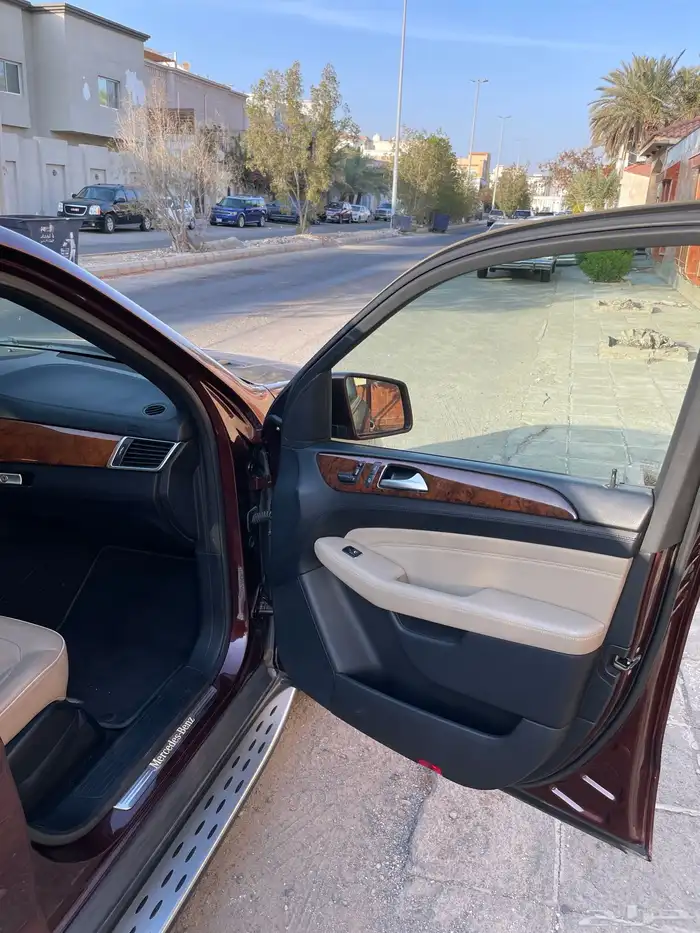 للبيع مرسيدس ML550 2013 27