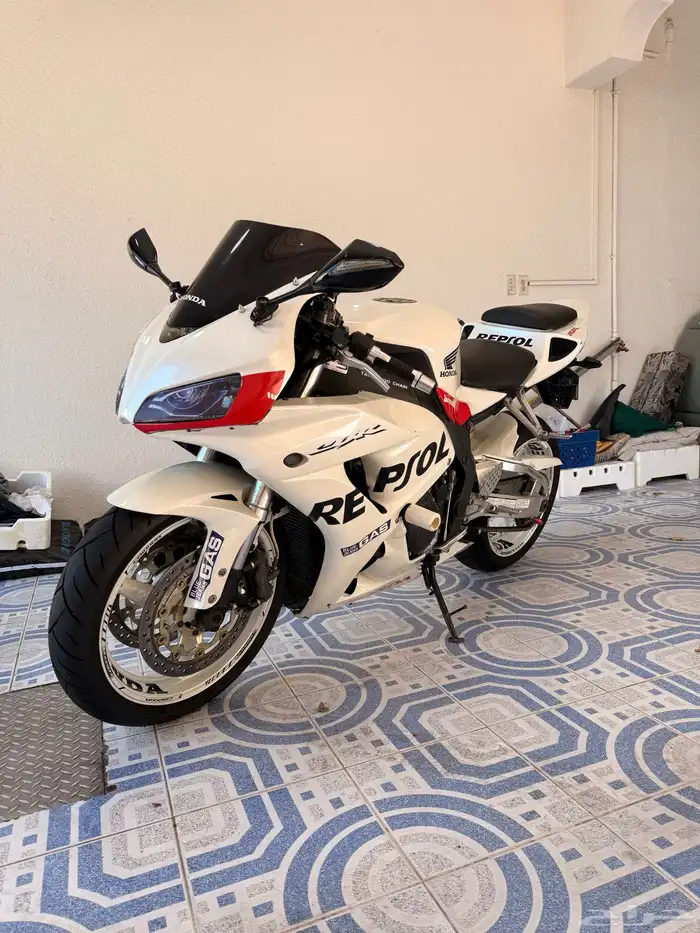 دباب هوندا ريبسول 1000 cc موديل 2007 10