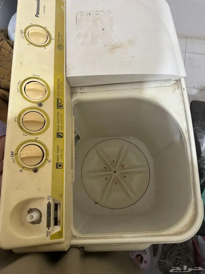 طاوله وغساله ملابس للبيع 1