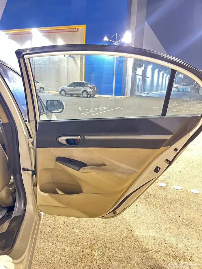 للبيع هوندا سيفيك 2007 نظيف جدا جدا استخدام الوالد 20