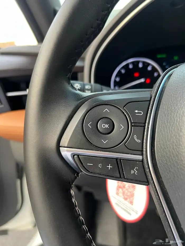 للبيع افالون 2022 بريميوم شبه الجديده 41