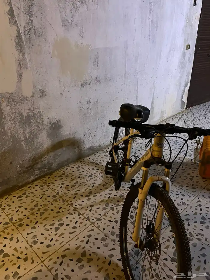 دراجه رياضيه جديده ماستخدمتها كثير 0