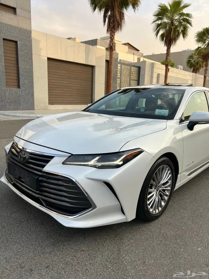 للبيع افالون 2022 بريميوم شبه الجديده 5