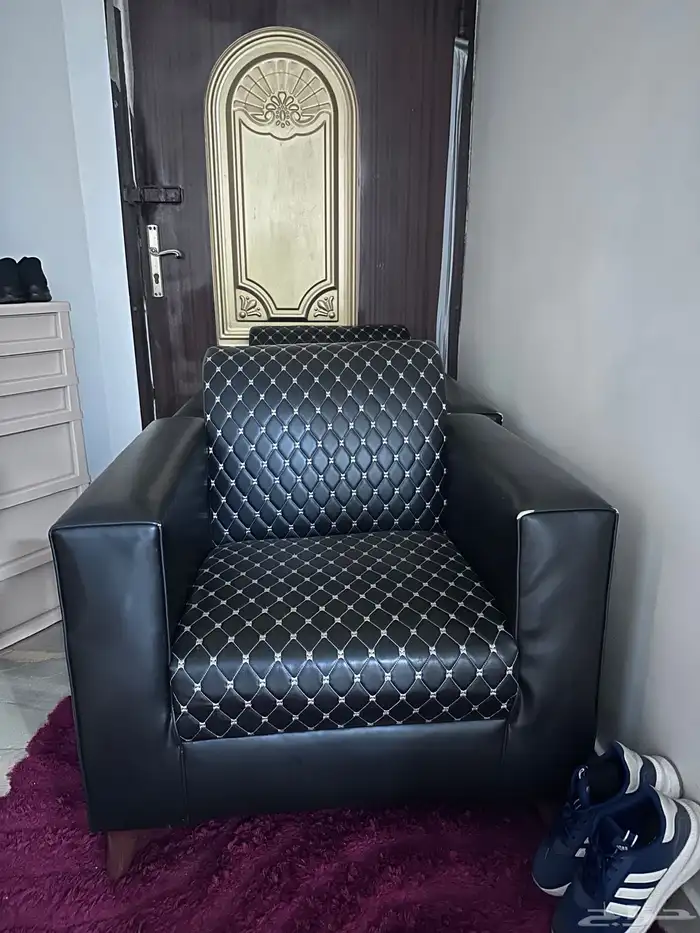 كنبتين سود نظيفه 0