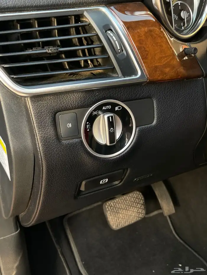 للبيع مرسيدس ML550 2013 16