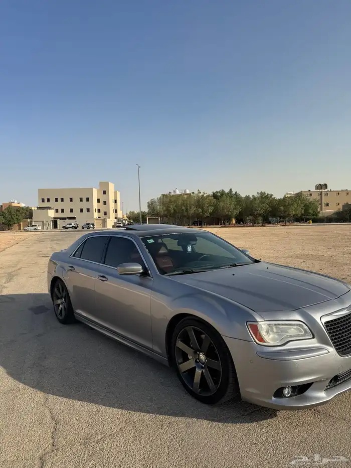 كرايزلر 2013 بلاك اديشن SRT 2