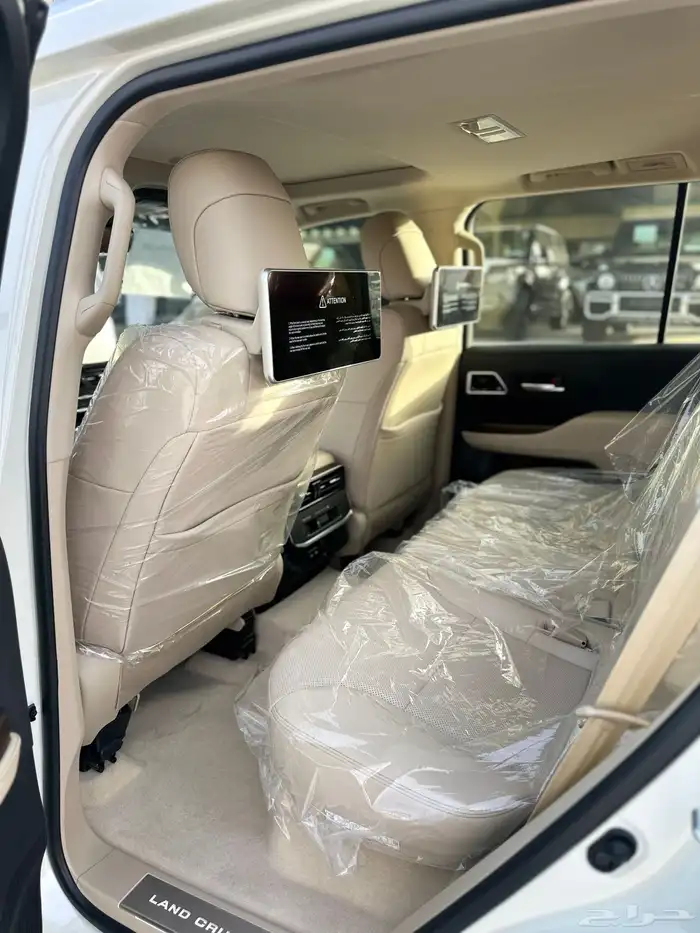 تويوتا لاندكروزر الموديل2025 فل كامل ورد الكويت رقم5 10