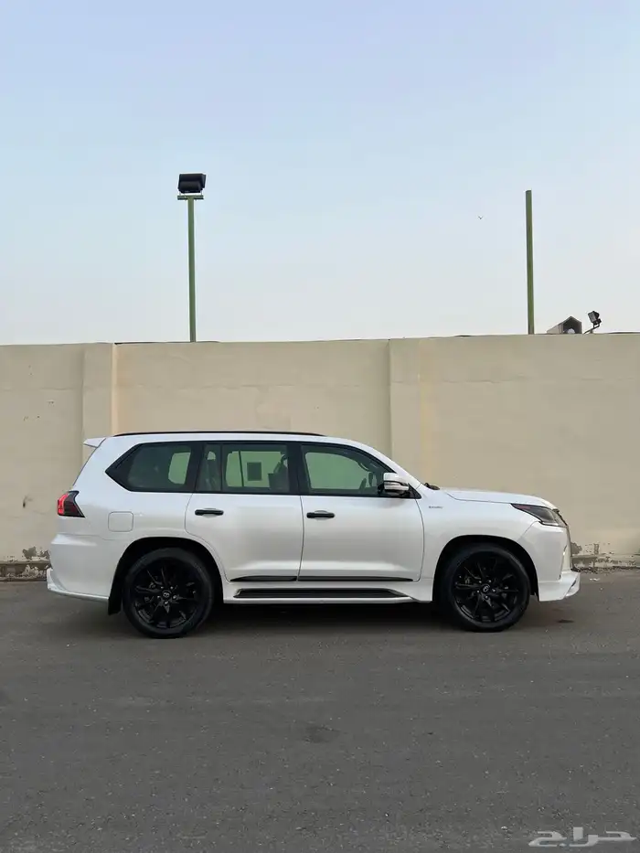 لكزس بلاك ادشن ( تم البيع ) 2020 14